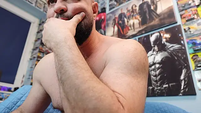 Muscle Bear online show from April 4, 2026, 5:14 am