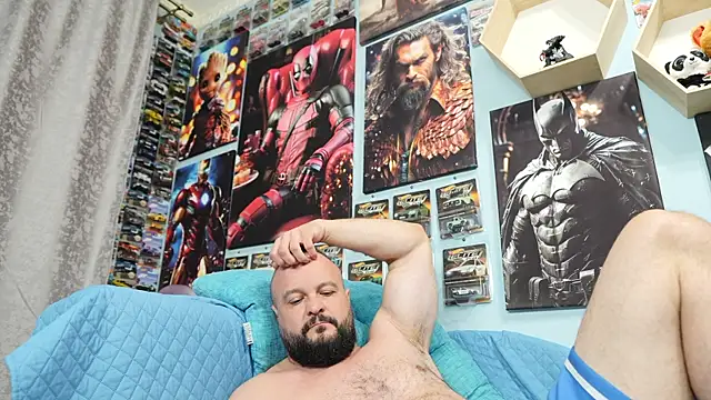 Muscle Bear online show from September 15, 2025, 4:07 pm