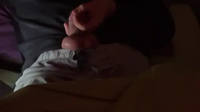 areo2002 online show from January 4, 2025, 1:21 am