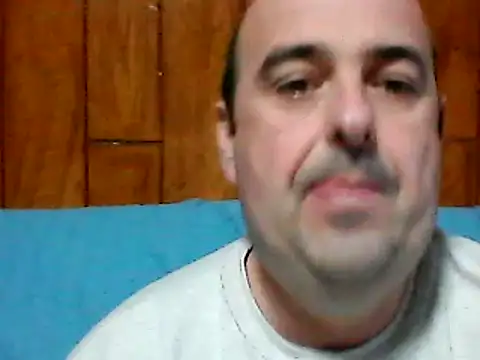 Hot-pico76 online show from February 8, 2026, 5:32 pm