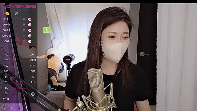 tw lala online show from March 13, 2025, 7:17 pm