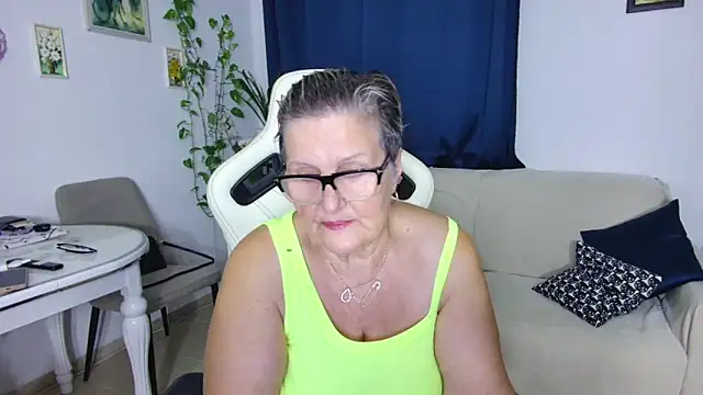 Selenna57 online show from February 14, 2026, 6:19 pm