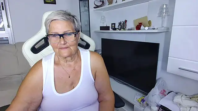 Selenna57 online show from July 3, 2026, 5:30 pm
