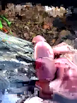 Snapshot of RoccoWild55 chatting on November 22, 2025, 9:13 pm RoccoWild55 online show from November 22, 2025, 9:13 pm