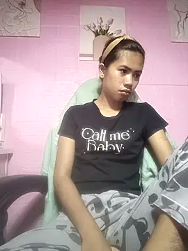 Snapshot of Cutie_body11 chatting on February 3, 2026, 6:22 am Cutie body11 online show from February 3, 2026, 6:22 am