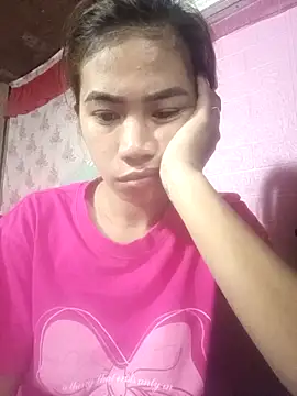 Snapshot of Cutie_body11 chatting on February 19, 2026, 1:02 am Cutie body11 online show from February 19, 2026, 1:02 am