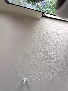 EmmaMelissa0521 online show from February 9, 2026, 4:05 pm