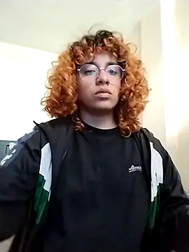 EmmaMelissa0521 online show from February 4, 2026, 4:57 pm