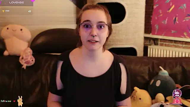 GamerGirl Eve online show from November 15, 2025, 7:29 pm