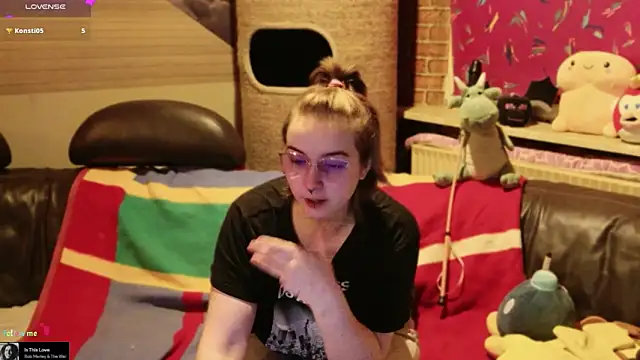 GamerGirl Eve online show from February 18, 2026, 6:15 pm