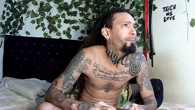 Snapshot of caribbeanlover1 chatting on July 8, 2026, 12:06 pm caribbeanlover1 online show from July 8, 2026, 12:06 pm