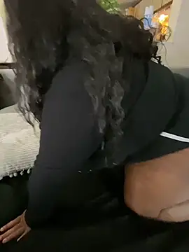 Snapshot of EbonyGoddessKira chatting on January 3, 2025, 7:18 pm EbonyGoddessKira online show from January 3, 2025, 7:18 pm