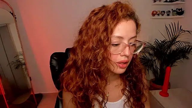 Cassandra Caiin online show from March 16, 2025, 2:21 am