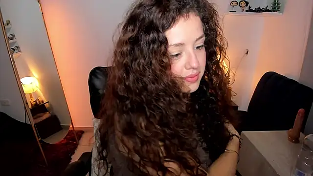 Cassandra Caiin online show from February 15, 2026, 7:35 pm