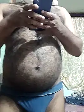 Snapshot of MalluBoyForGirls chatting on November 22, 2025, 2:27 pm MalluBoyForGirls online show from November 22, 2025, 2:27 pm