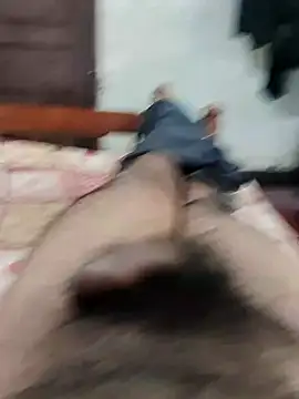 Snapshot of MalluBoyForGirls chatting on March 14, 2025, 10:39 am MalluBoyForGirls online show from March 14, 2025, 10:39 am