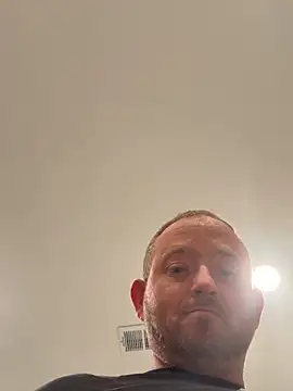 smokeymt420 online show from March 26, 2026, 4:22 am