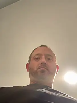 smokeymt420 online show from April 17, 2026, 4:37 am