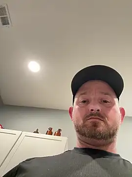 smokeymt420 online show from February 9, 2026, 7:17 am