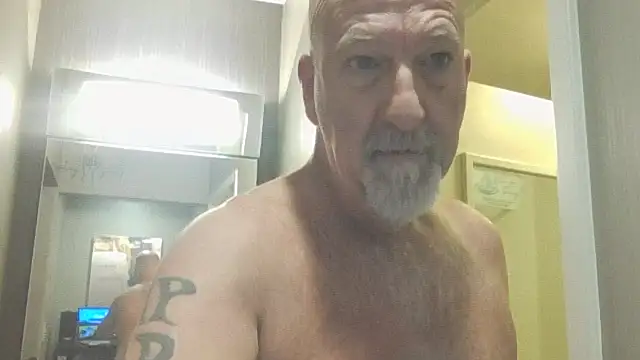 Yankeedave420 online show from December 22, 2025, 1:33 pm