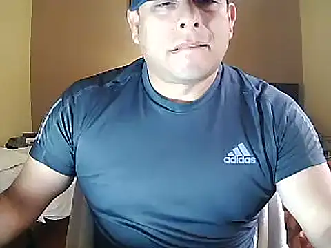 Snapshot of chicoguapo8 chatting on February 11, 2025, 12:47 pm chicoguapo8 online show from February 11, 2025, 12:47 pm
