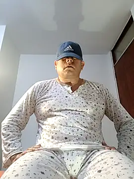 Snapshot of chicoguapo8 chatting on September 20, 2025, 2:55 pm chicoguapo8 online show from September 20, 2025, 2:55 pm