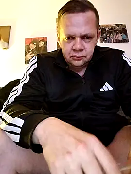 bigdicksperm83 online show from March 5, 2026, 10:48 pm