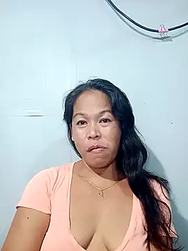 Snapshot of yummytitsxxx168 chatting on February 19, 2026, 7:38 am yummytitsxxx168 online show from February 19, 2026, 7:38 am