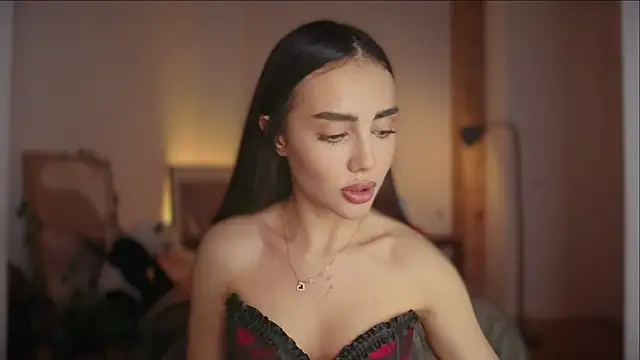 Snapshot of Lil_Gabby chatting on February 18, 2026, 7:54 pm Lil Gabby online show from February 18, 2026, 7:54 pm