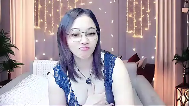 Snapshot of Giuliam chatting on October 9, 2025, 5:52 am Giuliam online show from October 9, 2025, 5:52 am