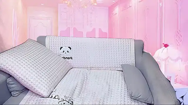 Giuliam online show from November 14, 2025, 12:42 pm