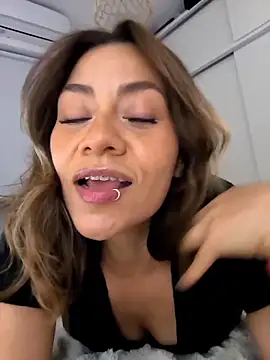 SamyJones9 online show from October 26, 2025, 5:08 am