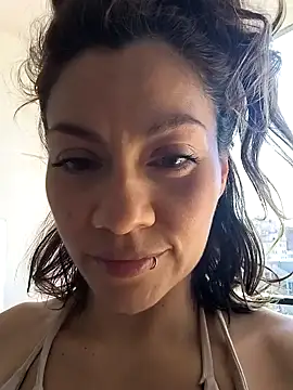 SamyJones9 online show from October 3, 2025, 6:20 pm