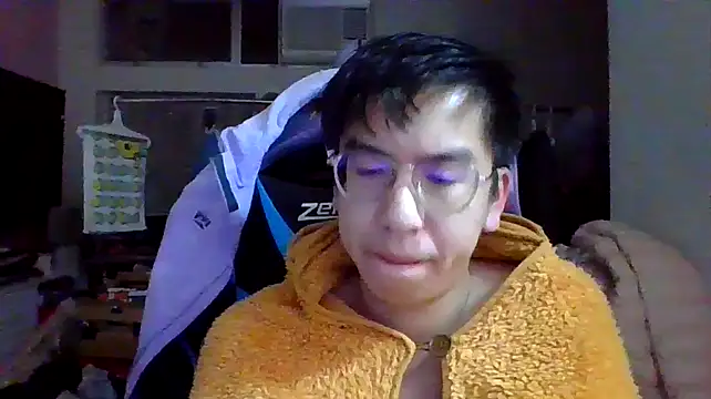 Snapshot of charlie_xdd chatting on February 20, 2025, 1:19 pm charlie xdd online show from February 20, 2025, 1:19 pm