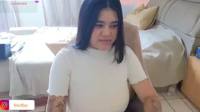 Snapshot of feluriana chatting on June 13, 2026, 4:38 pm feluriana online show from June 13, 2026, 4:38 pm