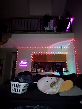 Cutegothcrybabyx online show from September 18, 2025, 2:47 am