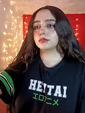 Snapshot of IvonneT chatting on February 12, 2025, 5:05 pm IvonneT online show from February 12, 2025, 5:05 pm