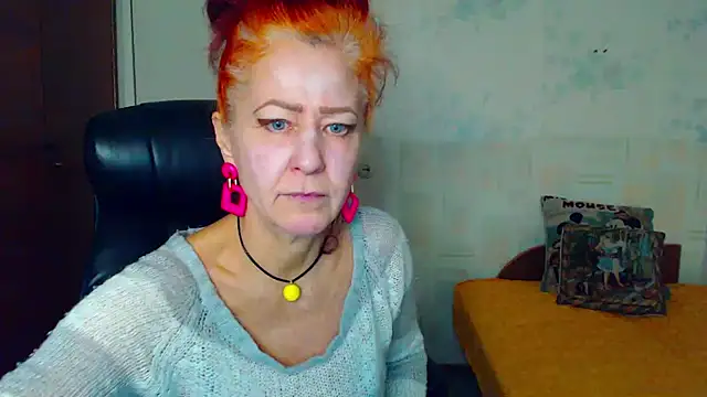 MilayaDFlow online show from December 15, 2025, 4:24 pm