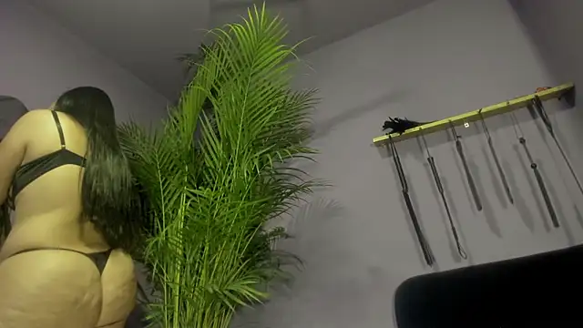 kathe hot online show from April 11, 2026, 7:39 pm