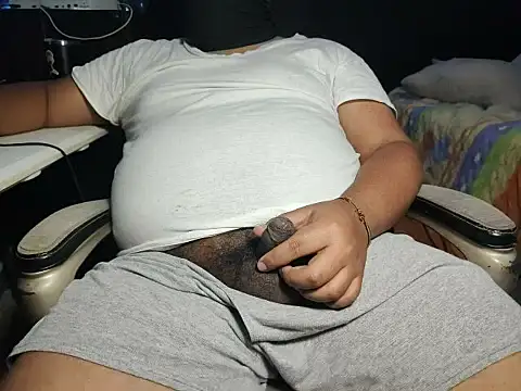 mikfgh50 online show from December 6, 2024, 5:58 am