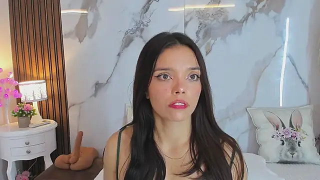 hannahill69 online show from March 14, 2025, 5:16 am