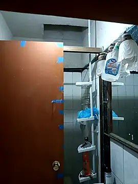 Felipenuevo1 online show from November 18, 2025, 3:54 am