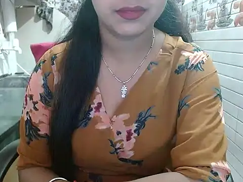 LovingPihu online show from March 27, 2026, 5:27 am