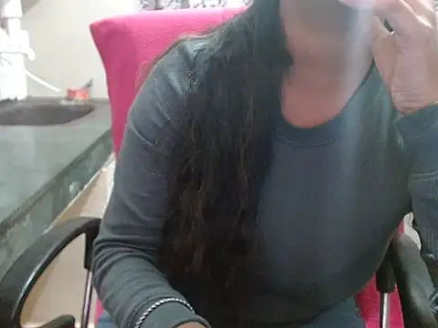 LovingPihu online show from October 8, 2025, 5:31 am