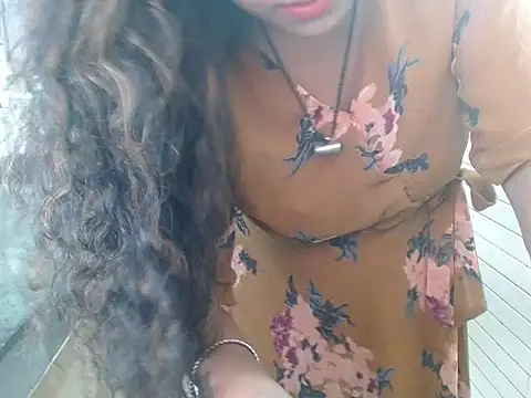 LovingPihu online show from September 14, 2025, 5:08 am