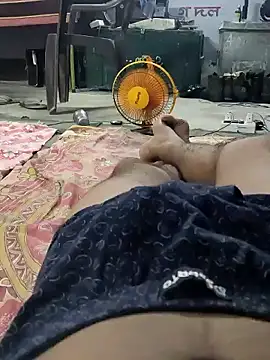 Cute boy 690 online show from September 8, 2025, 3:55 pm