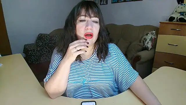 Snapshot of Lucretia_Goldi_ chatting on February 5, 2026, 2:57 pm Lucretia Goldi online show from February 5, 2026, 2:57 pm