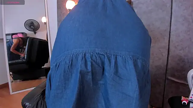 Keyla Milf online show from April 16, 2026, 8:31 pm