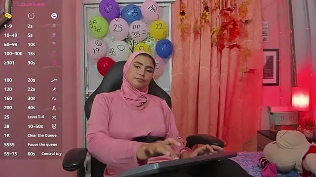 Snapshot of DarshaKhemu chatting on March 15, 2025, 12:04 am DarshaKhemu online show from March 15, 2025, 12:04 am