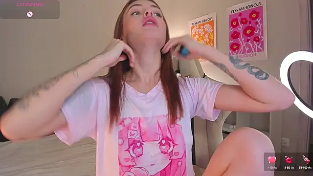 Snapshot of KylieStarrr chatting on December 7, 2024, 3:09 am KylieStarrr online show from December 7, 2024, 3:09 am